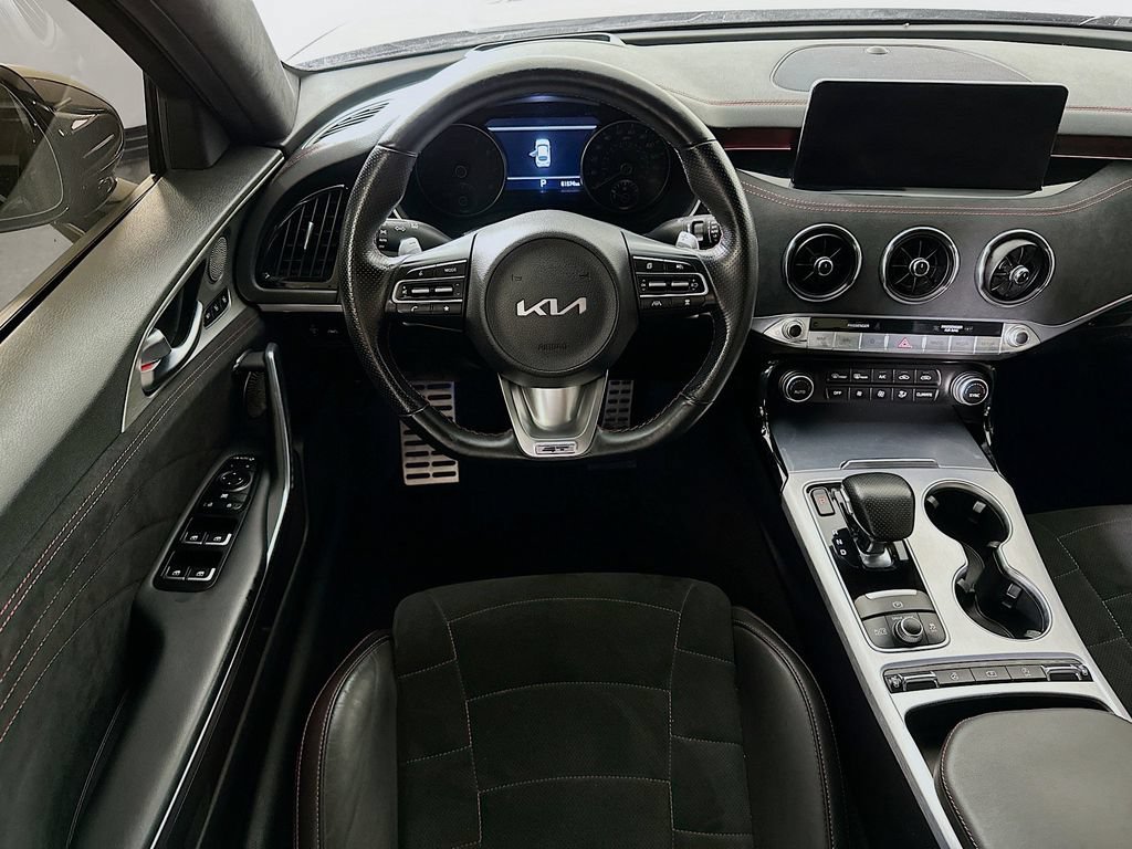 Used 2023 Kia Stinger GT2 RWD image 4