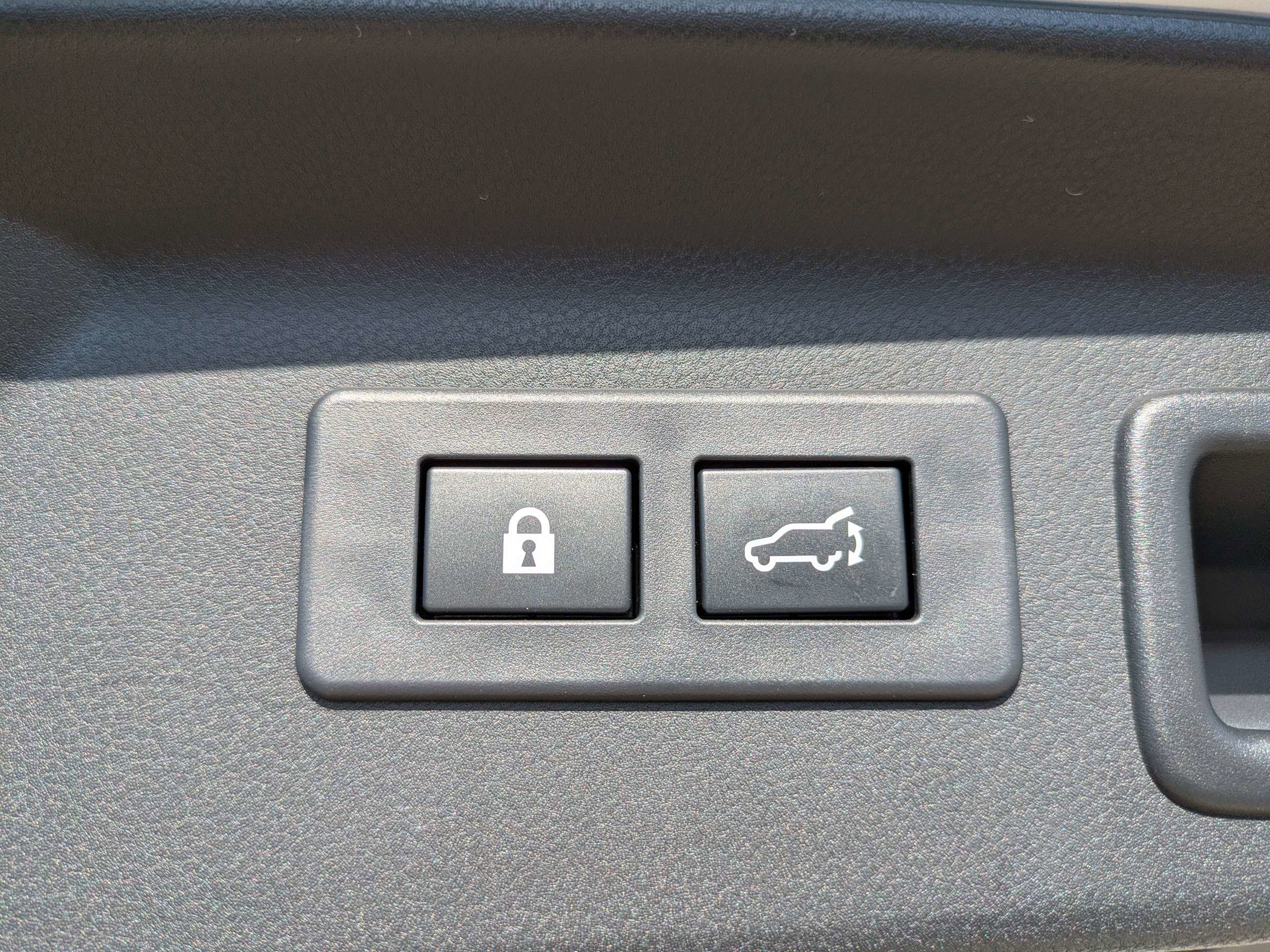 Certified 2025 Subaru Forester Touring w/ Protection Package image 14