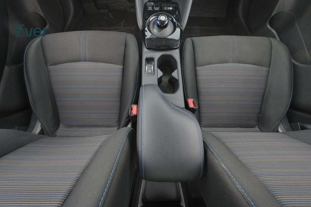 Used 2024 Nissan Leaf SV Plus FWD image 23