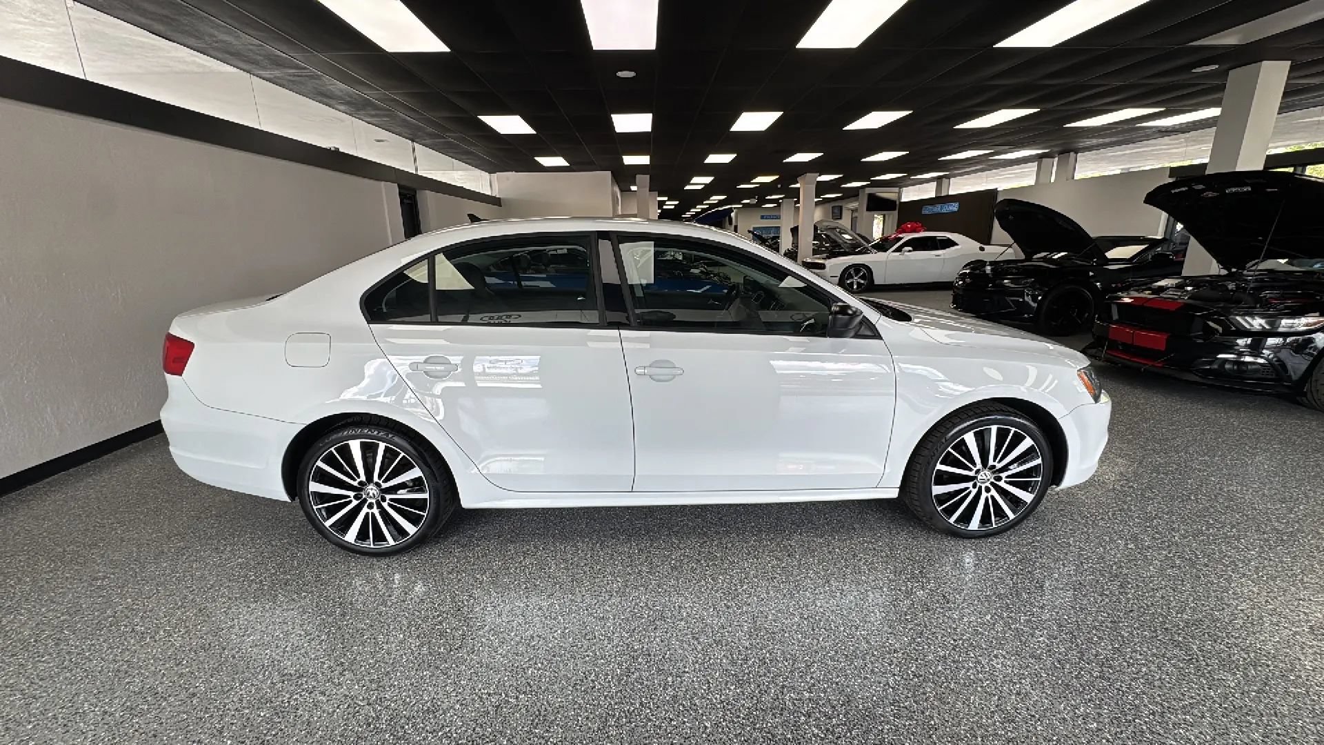 Used 2014 Volkswagen Jetta TDI Value Edition FWD image 6