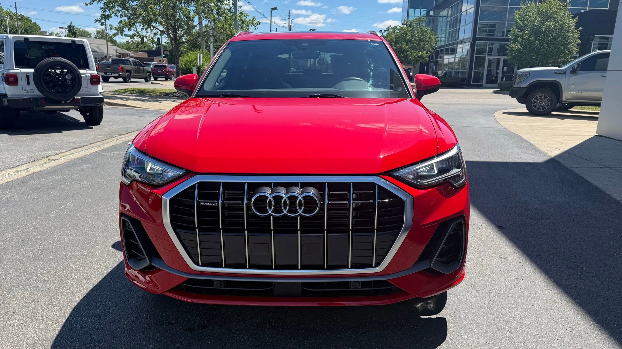 Used 2022 Audi Q3 2.0T Premium AWD/4WD image 9