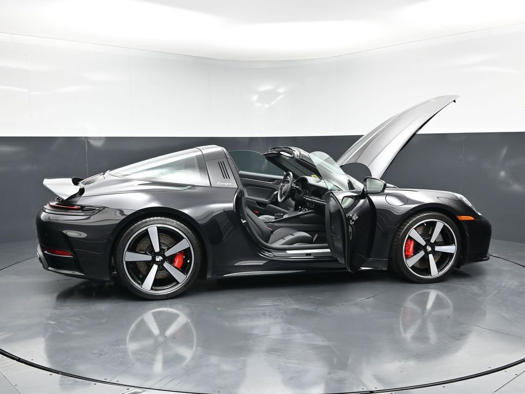 Certified 2026 Porsche 911 Targa 4S AWD/4WD image 31