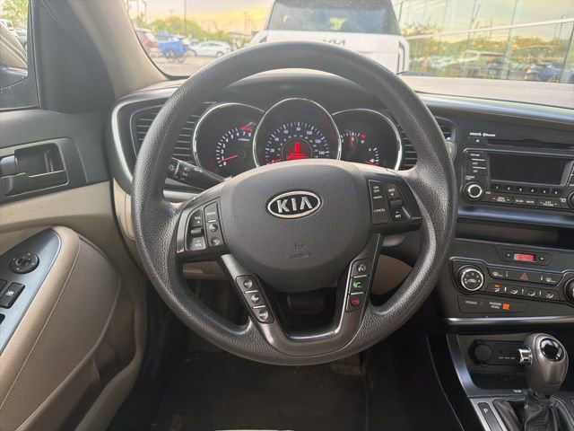 Used 2011 Kia Optima LX w/ Convenience Pkg FWD image 5