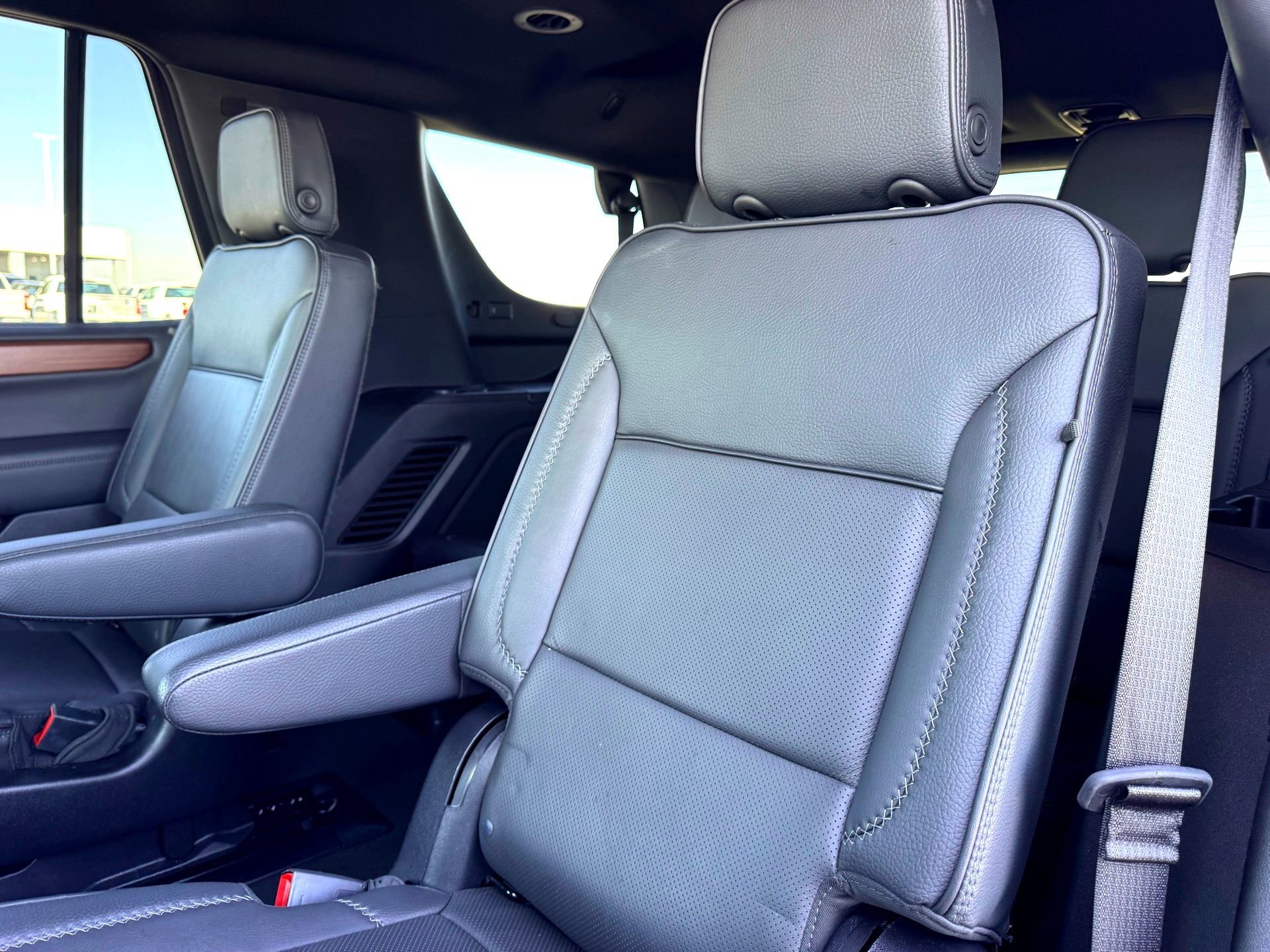 Used 2025 GMC Yukon Denali image 19