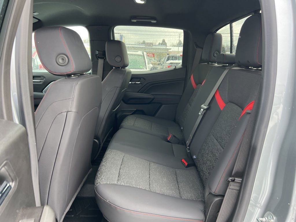 Used 2024 Chevrolet Colorado Z71 w/ Z71 Convenience Package 2 image 23