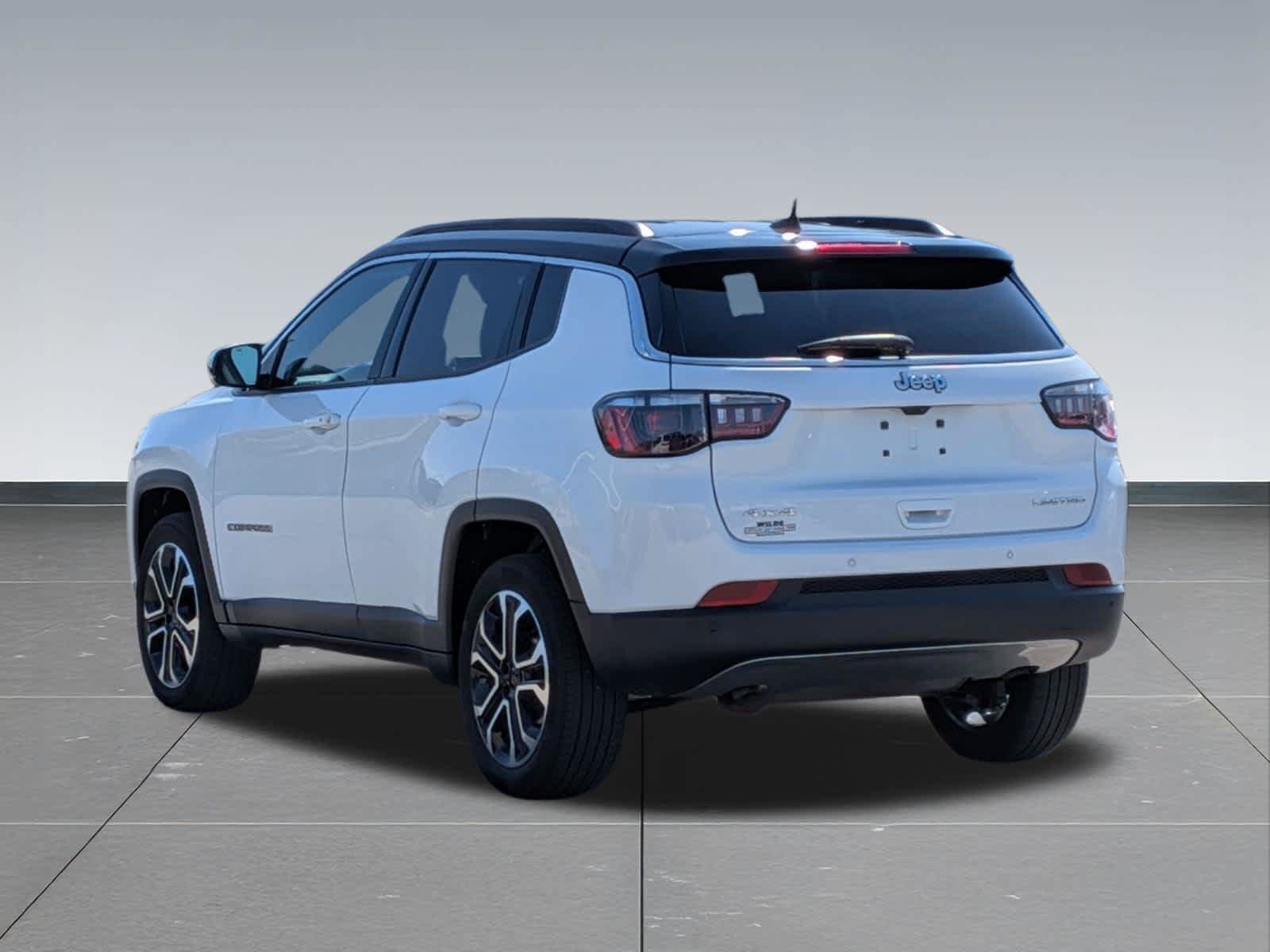Used 2024 Jeep Compass Limited AWD/4WD image 5