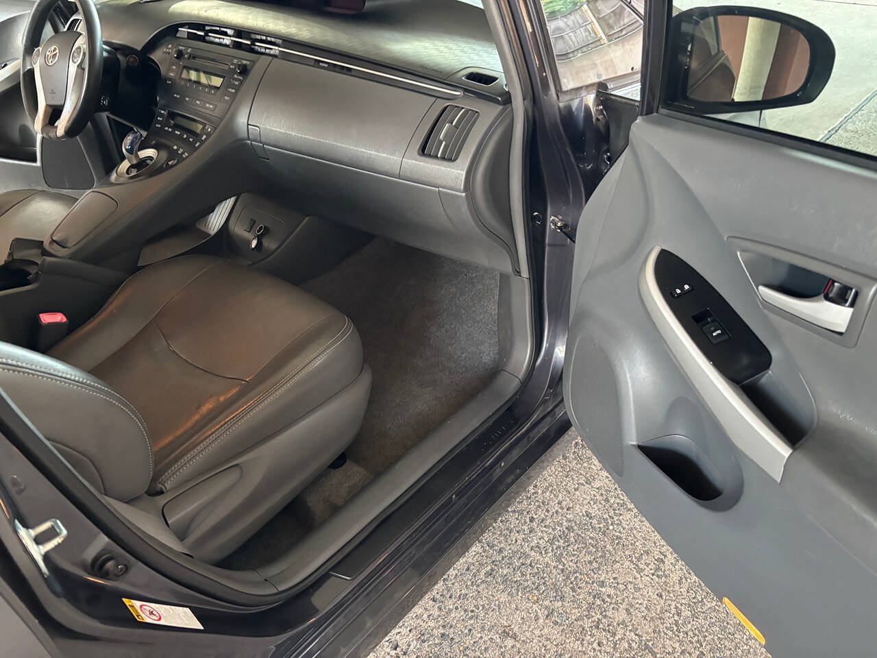 Used 2011 Toyota Prius Two FWD image 17