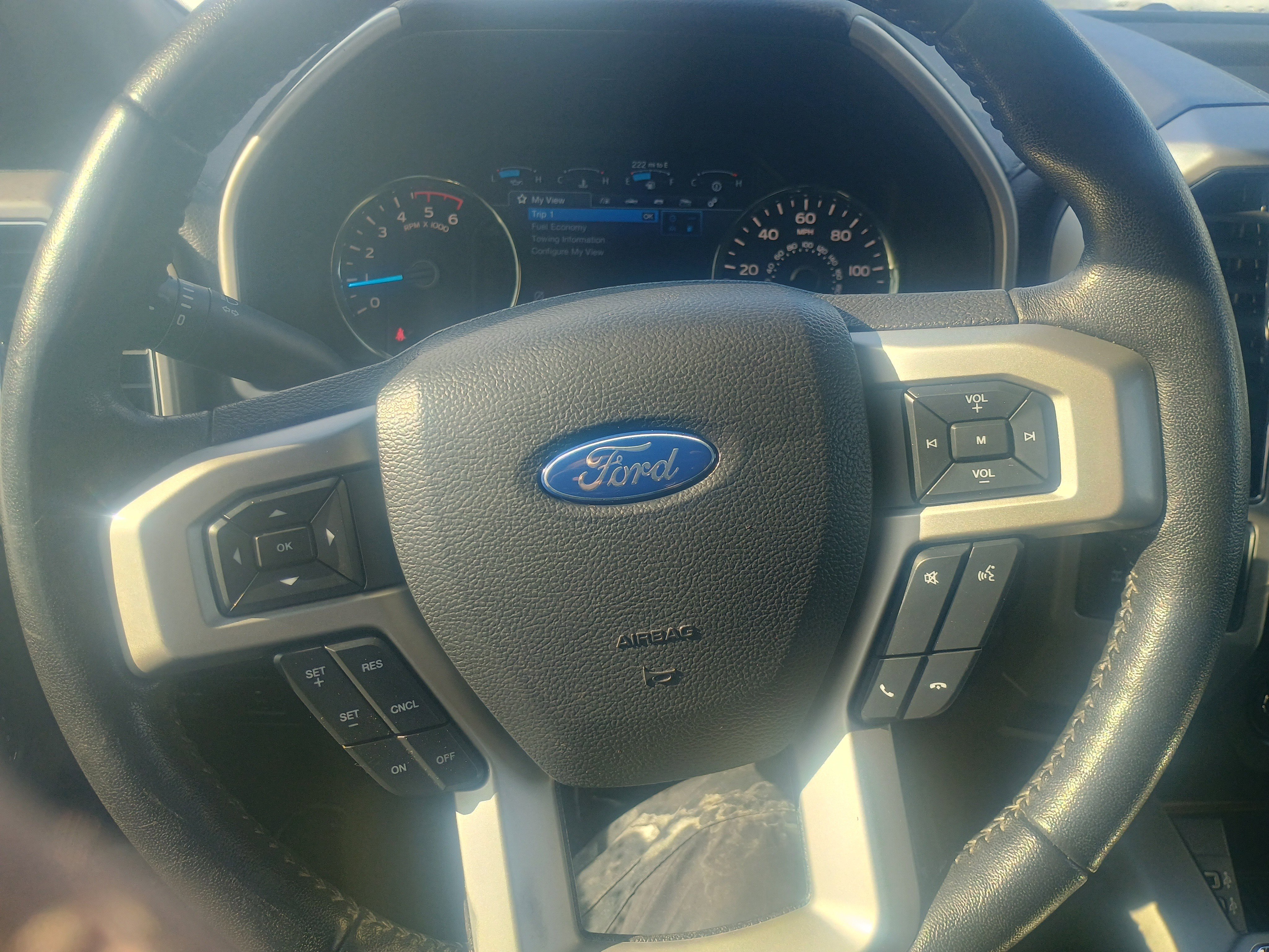 Used 2019 Ford F150 Lariat image 19