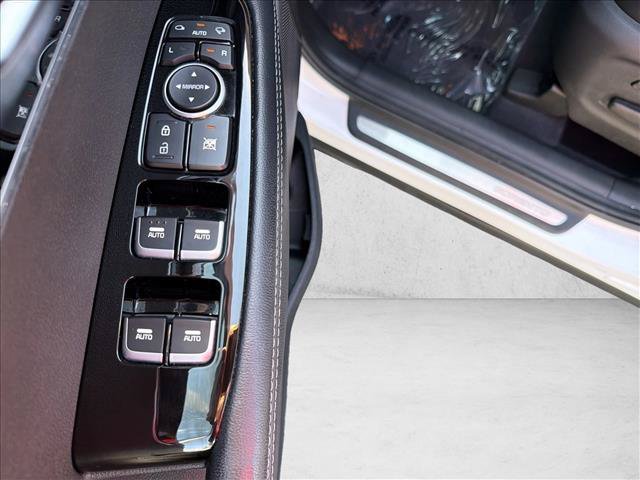 Used 2020 Kia Sorento SX AWD/4WD image 11