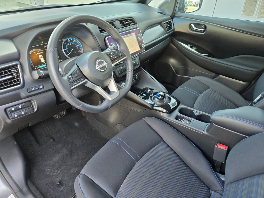 Used 2024 Nissan Leaf SV Plus image 9
