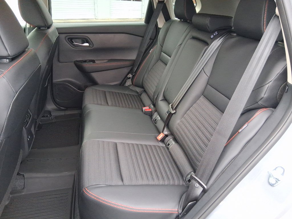 New 2026 Nissan Rogue SV image 11