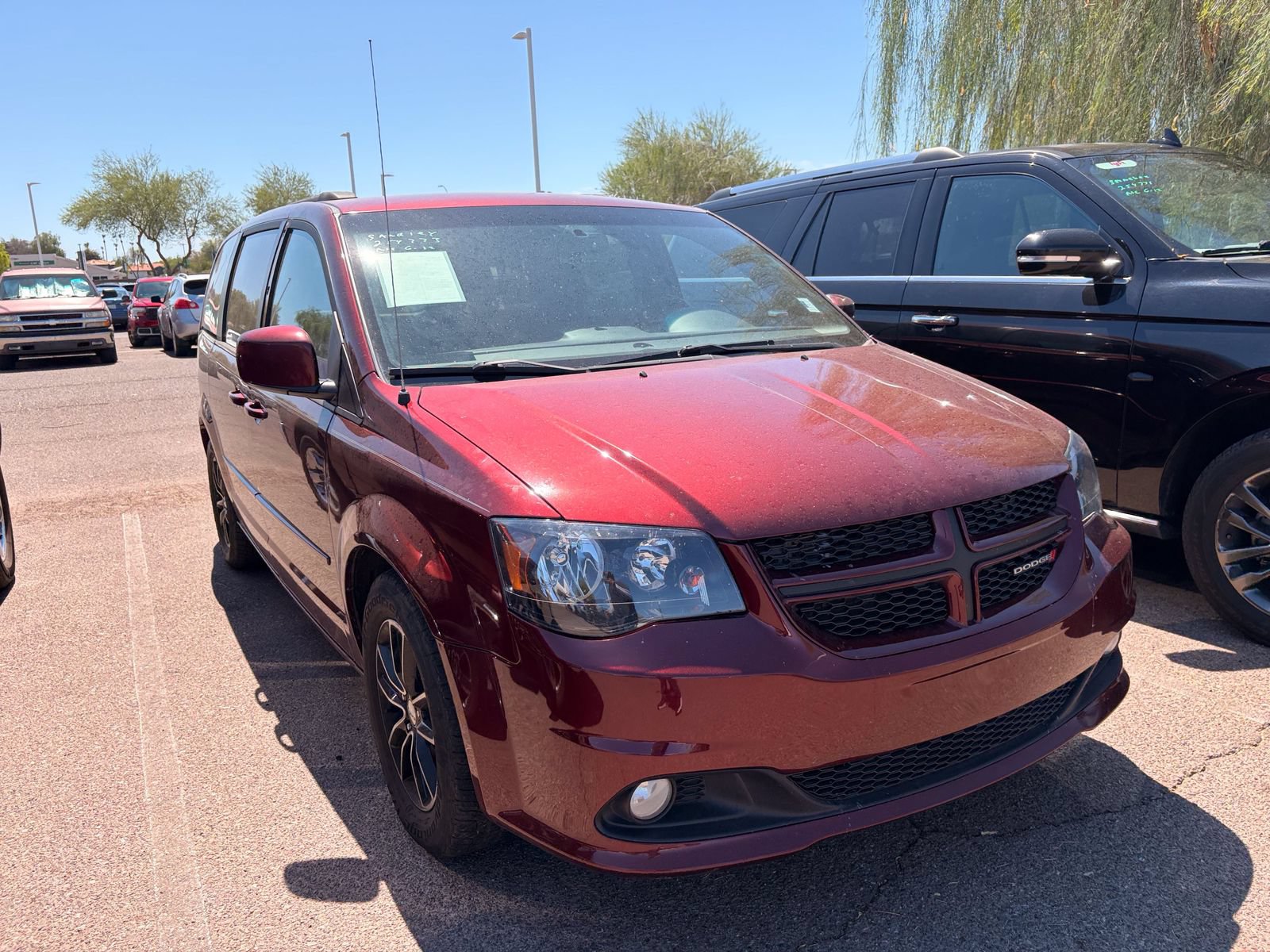 Used 2017 Dodge Grand Caravan GT FWD image 3