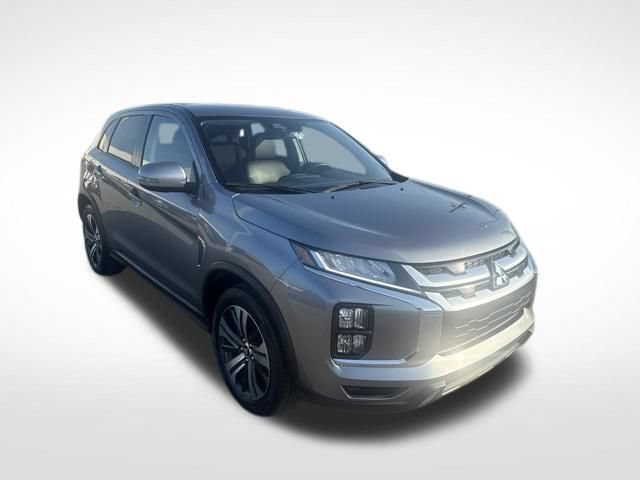 Used 2025 Mitsubishi Outlander Sport SE AWD/4WD image 7