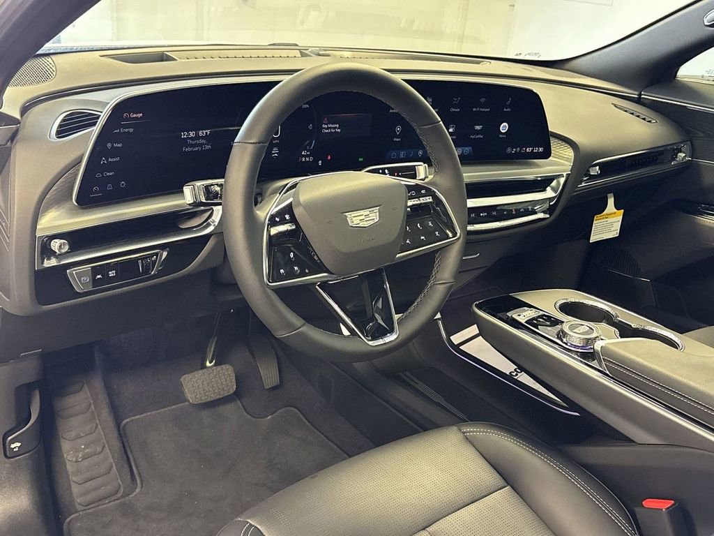 New 2025 Cadillac Lyriq Luxury image 10