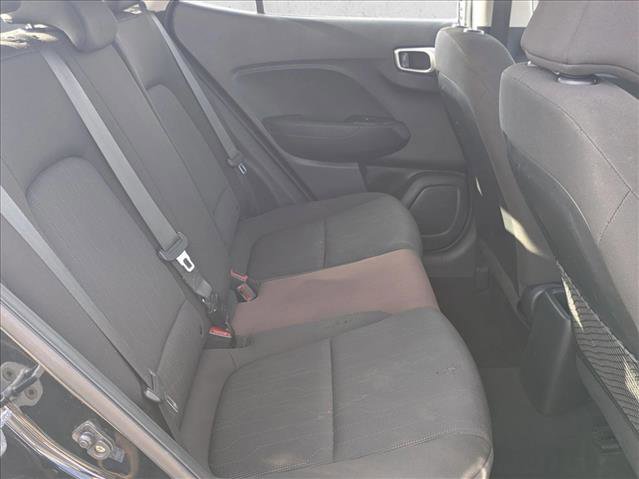 Used 2021 Hyundai Venue SE FWD image 18