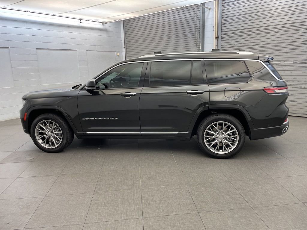 Certified 2022 Jeep Grand Cherokee L Summit w/ Advanced Protech Group IV AWD/4WD image 9