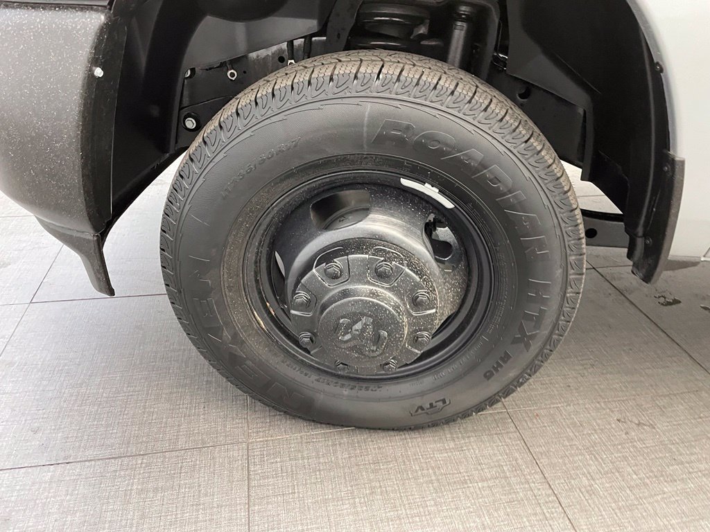 New 2026 RAM 3500 Tradesman AWD/4WD image 8