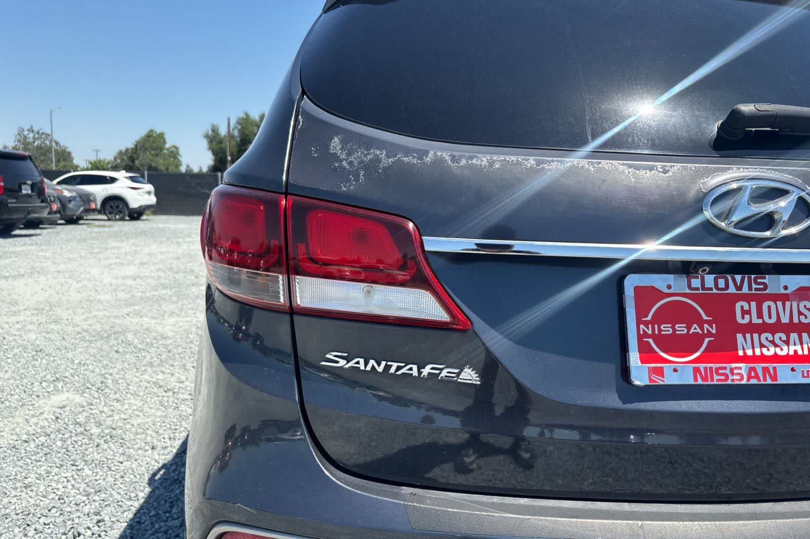 Used 2017 Hyundai Santa Fe SE w/ Cargo Package FWD image 13