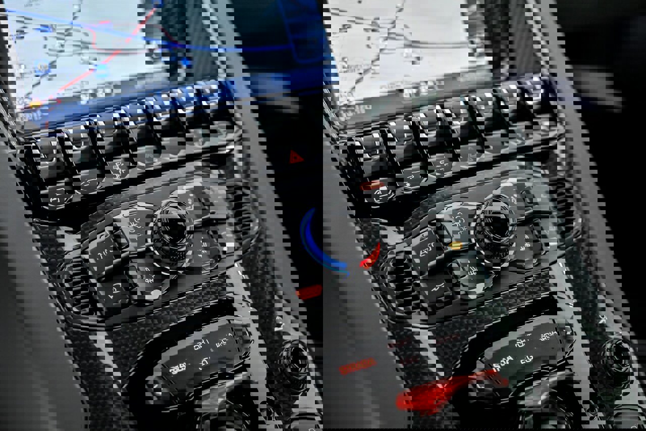 Used 2019 Lamborghini Aventador SVJ image 43