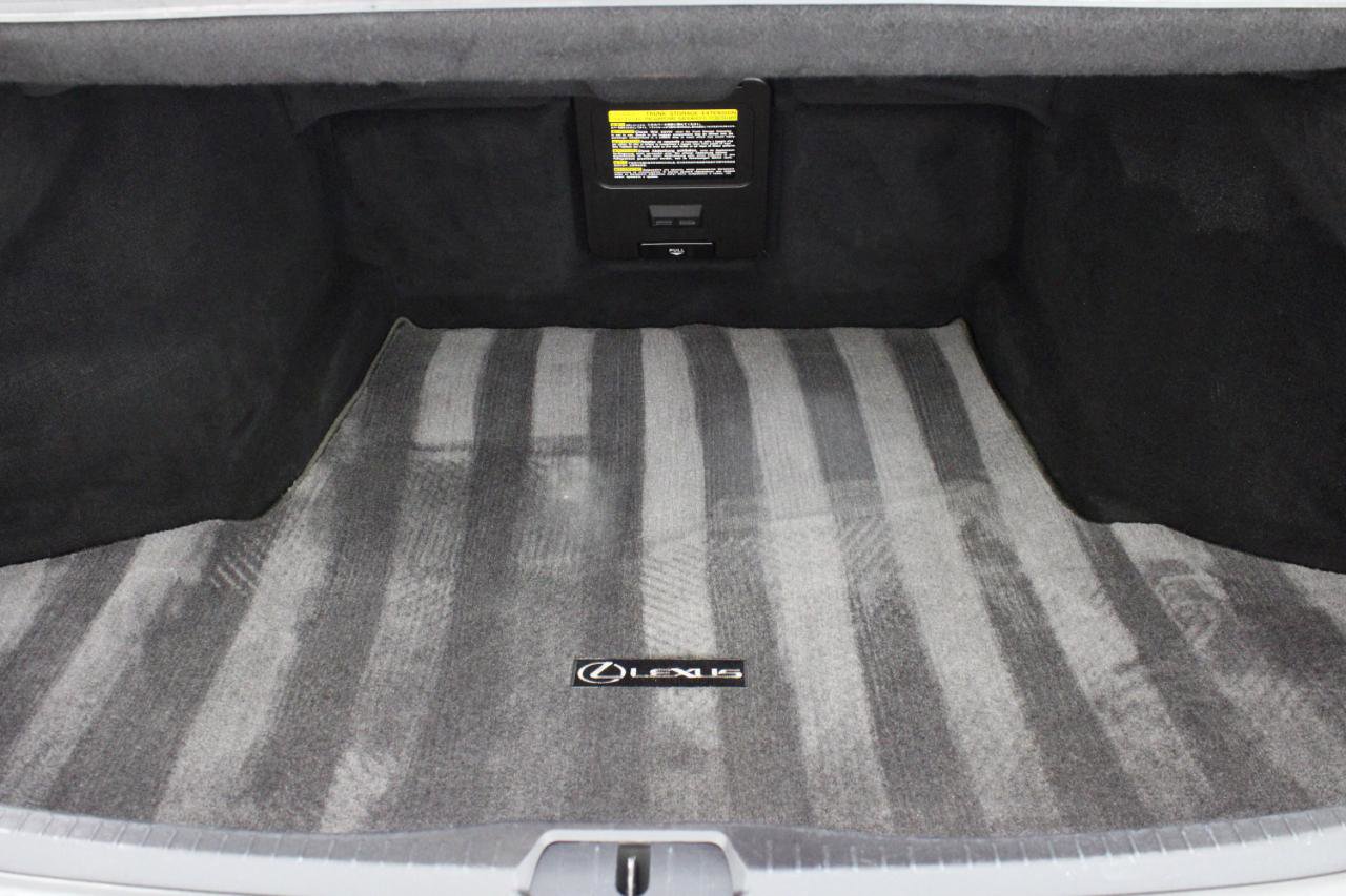 Used 2016 Lexus LS 460 w/ Comfort Package image 75