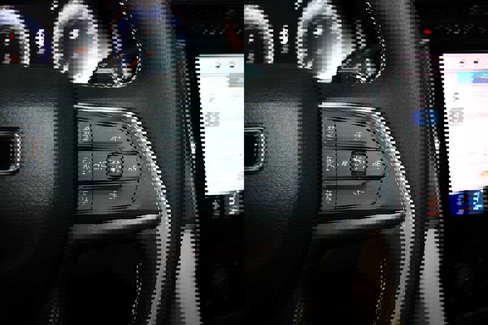 New 2025 Jeep Grand Cherokee L Limited w/ Luxury Tech Group II image 19