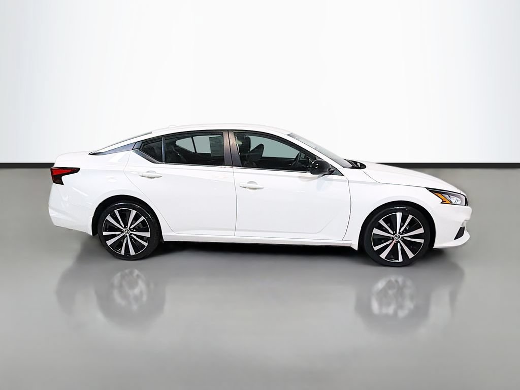 Used 2021 Nissan Altima 2.5 SR AWD/4WD image 10