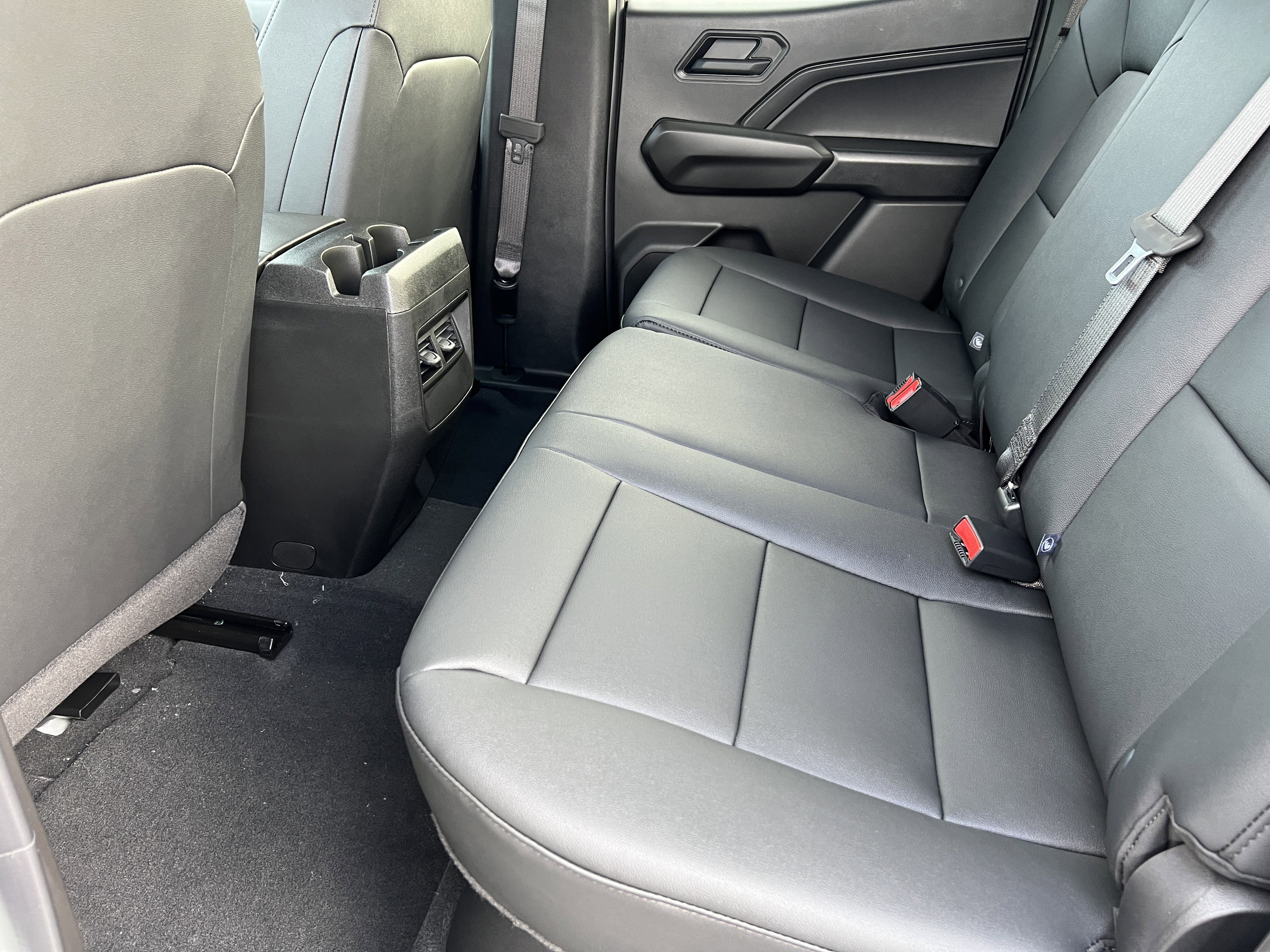 New 2026 Chevrolet Colorado W/T image 17