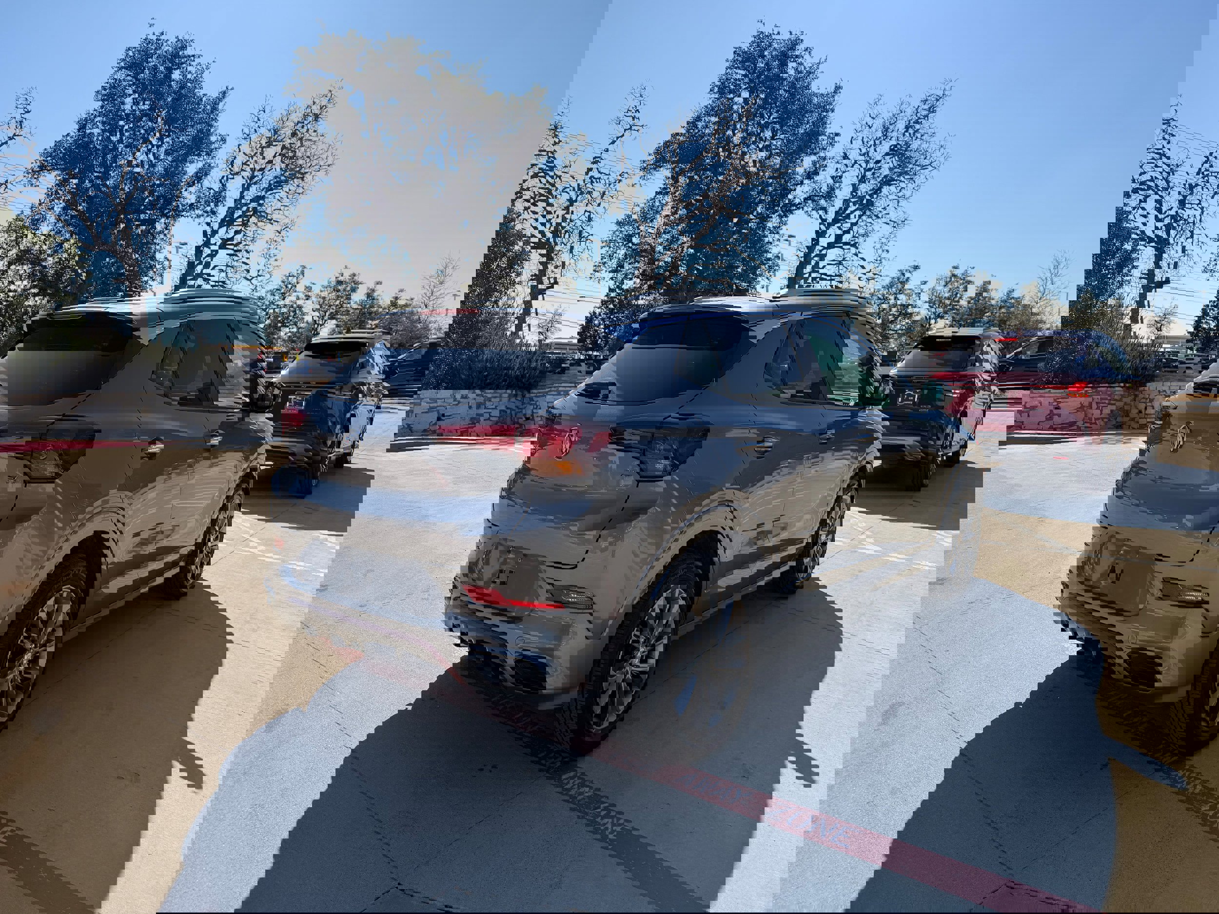 Used 2022 Buick Encore GX Select w/ Sport Touring Package image 6