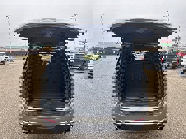 New 2026 Chevrolet Tahoe High Country image 8