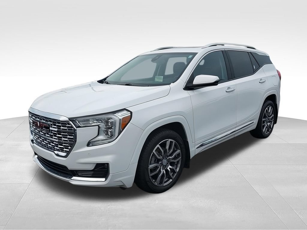Used 2022 GMC Terrain Denali AWD/4WD image 4