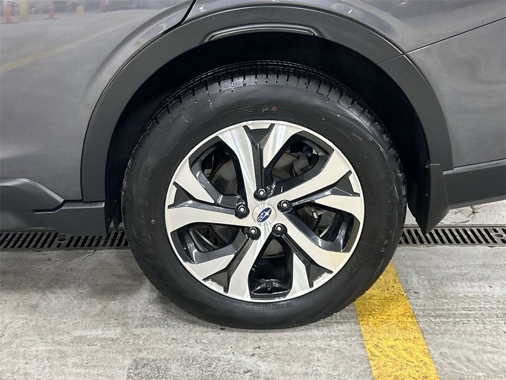 Certified 2022 Subaru Outback Limited XT image 11