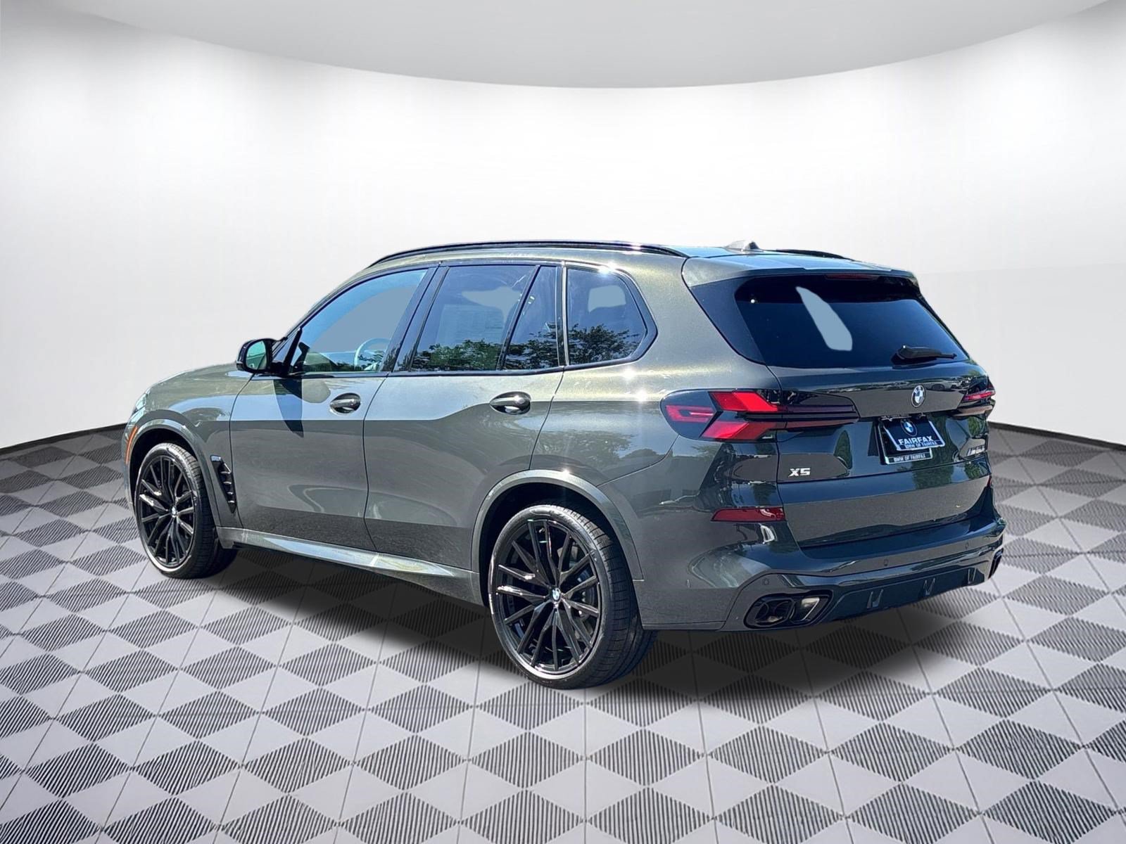 New 2026 BMW X5 M60i AWD/4WD image 3