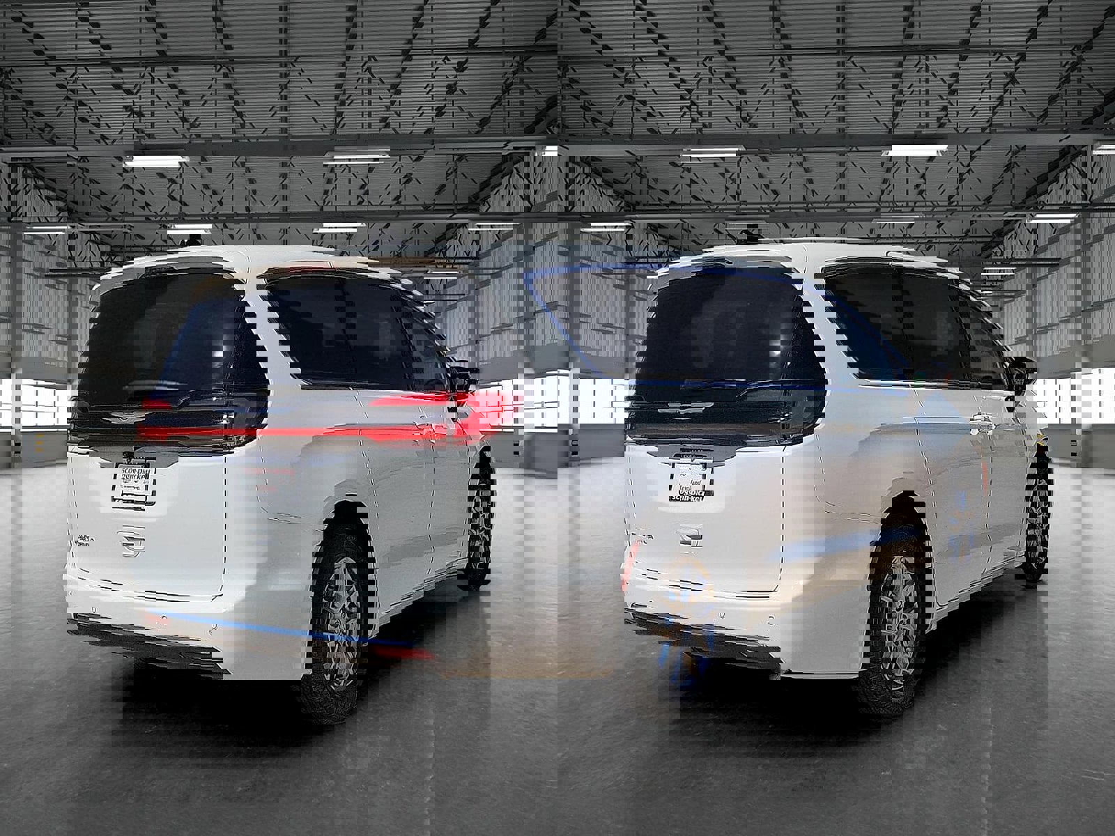 New 2026 Chrysler Pacifica Select image 4