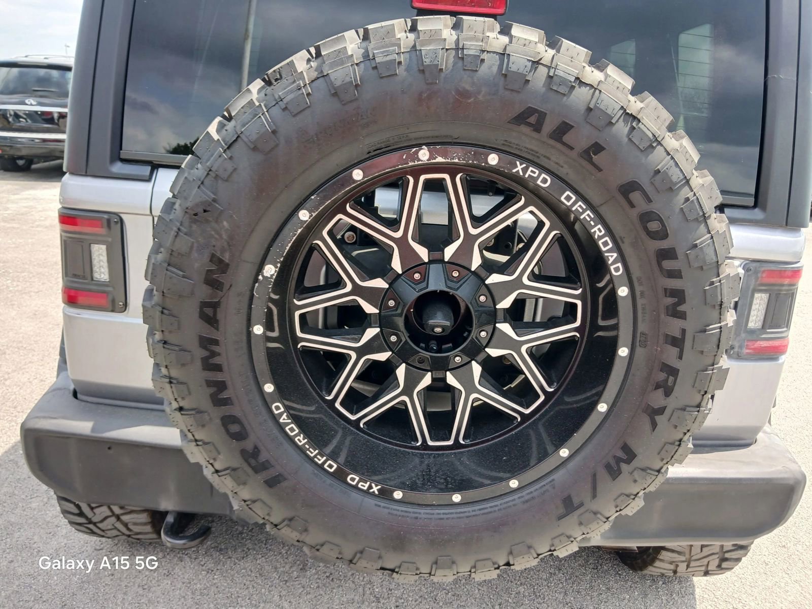 Used 2018 Jeep Wrangler Unlimited Sport S image 14