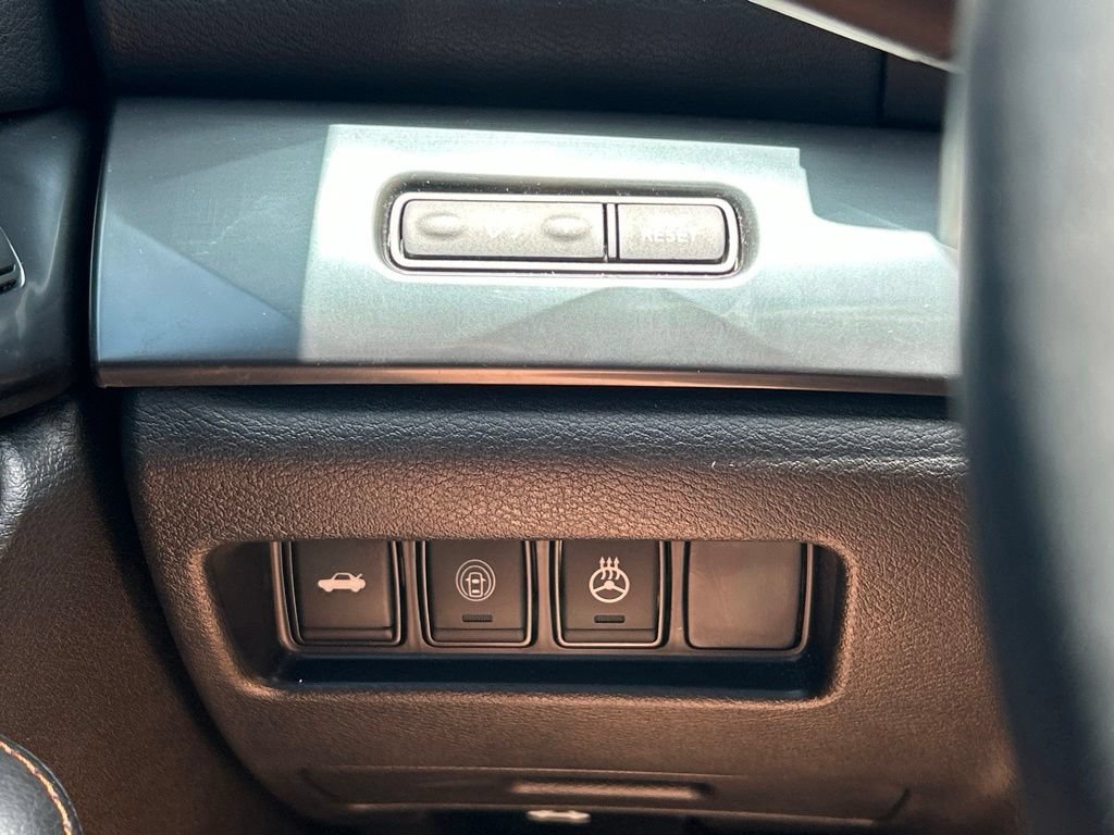 Certified 2023 Nissan Maxima SR w/ Sport Mat Group FWD image 33