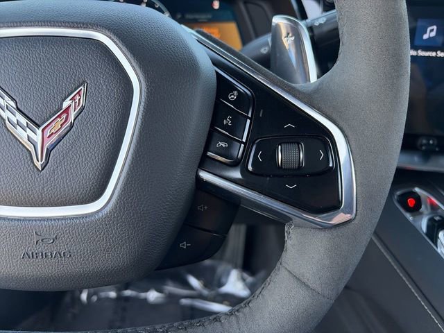 Used 2024 Chevrolet Corvette Stingray Preferred Cpe w/ Z51 Performance Package image 18