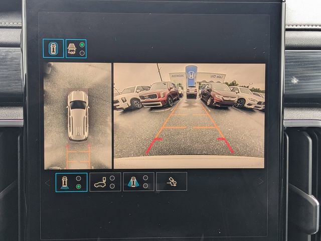 Used 2025 GMC Acadia Elevation image 31