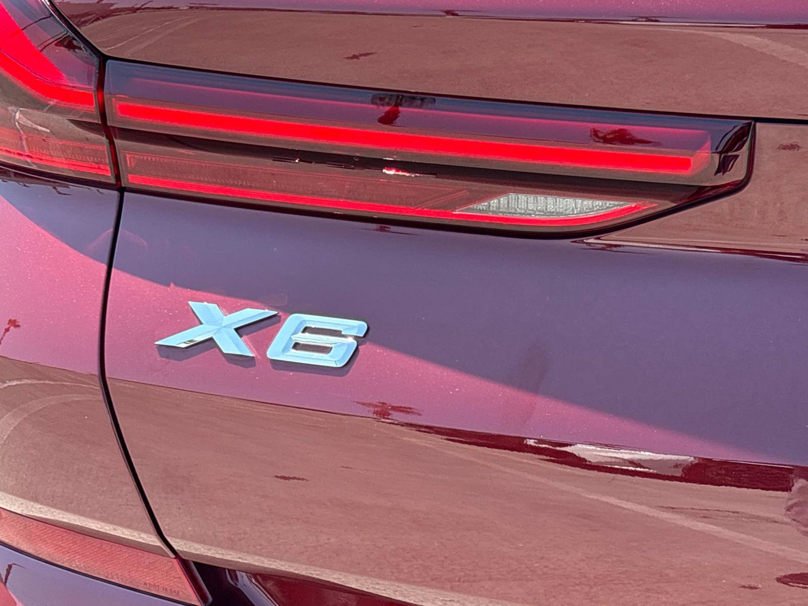 Used 2025 BMW X6 xDrive40i AWD/4WD image 6