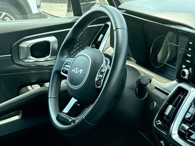 Used 2022 Kia Sorento SX FWD image 10