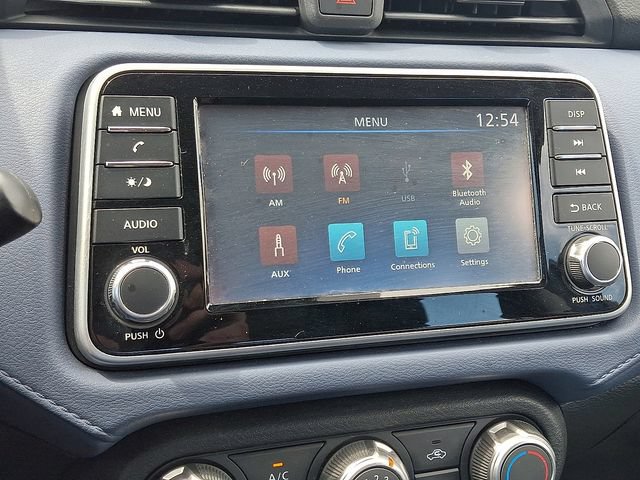 Used 2024 Nissan Versa SV FWD image 16