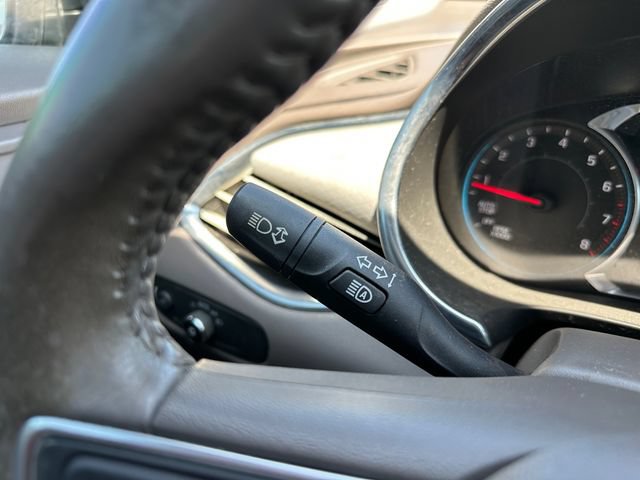 Used 2017 Chevrolet Malibu LT w/ Driver Confidence Package FWD image 24