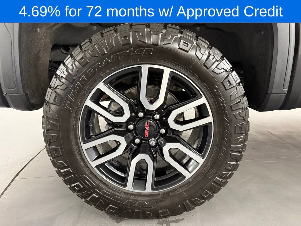 Used 2024 GMC Sierra 1500 AT4 w/ Technology Package image 10