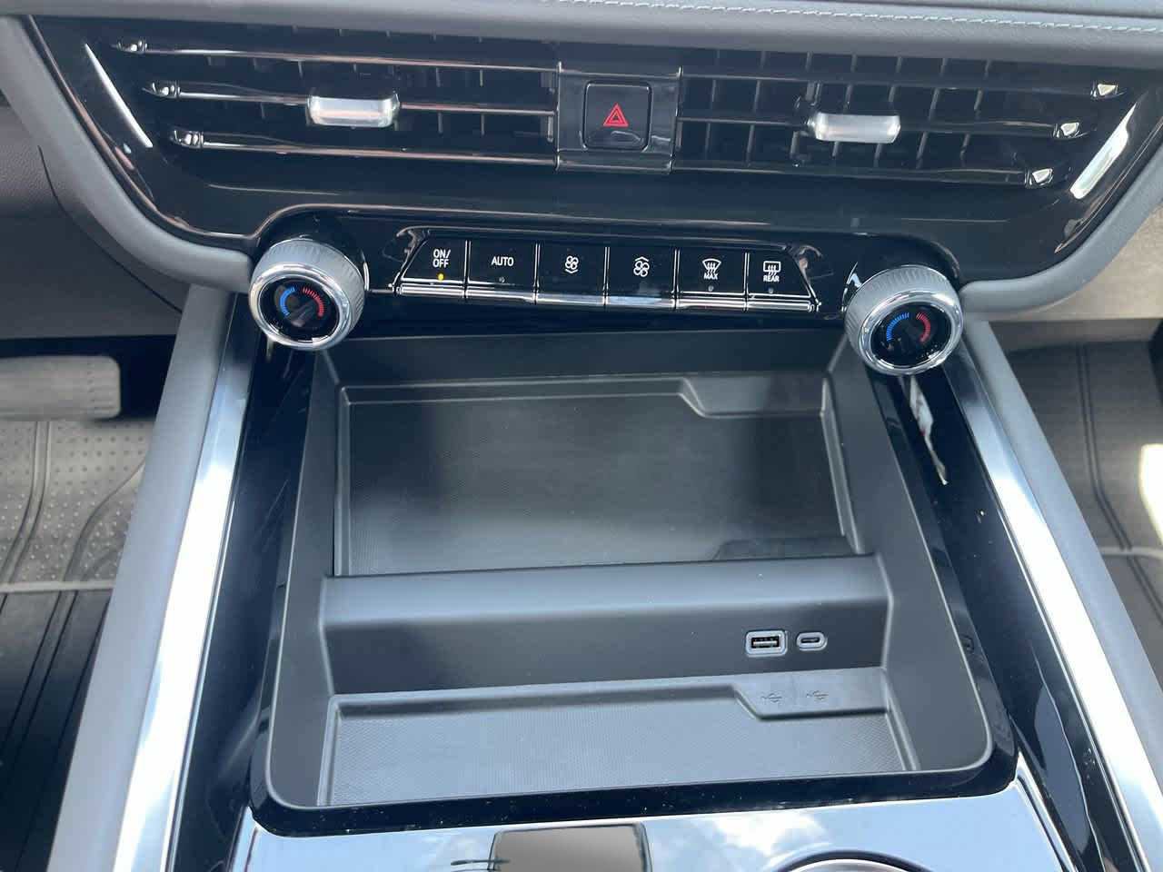 New 2026 Chevrolet Suburban LS w/ LPO, Dark Essentials Package image 20