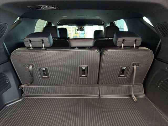 New 2026 Chevrolet Traverse Z71 w/ Driver Confidence Package AWD/4WD image 27