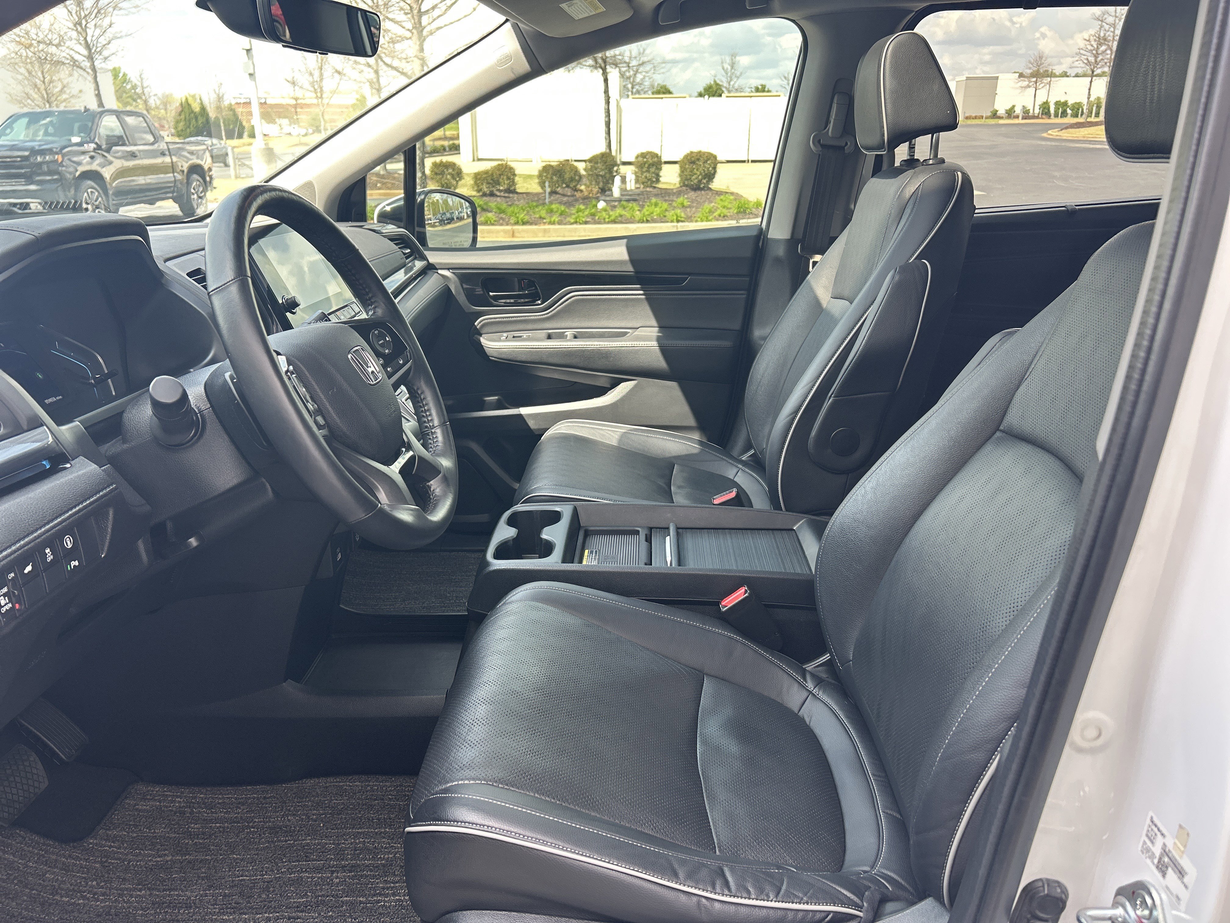 Certified 2023 Honda Odyssey Elite image 24