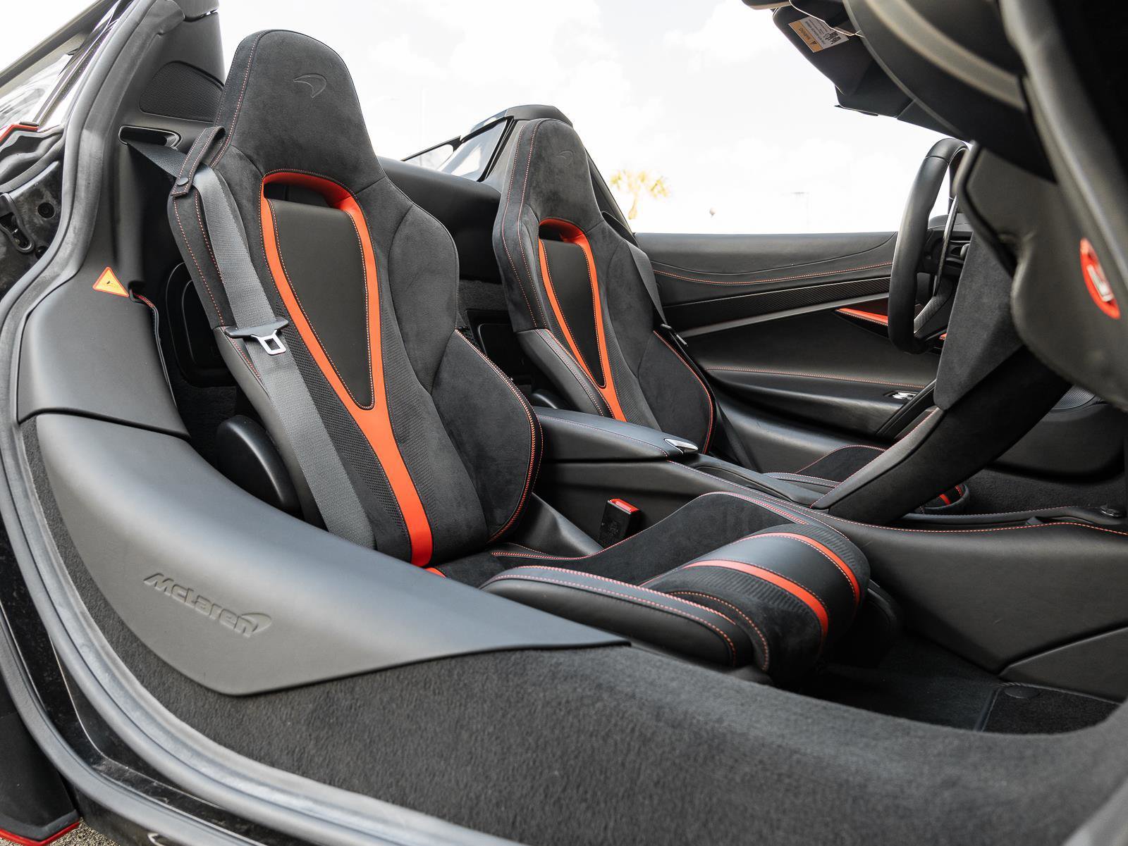 Used 2020 McLaren 720S Performance RWD image 41