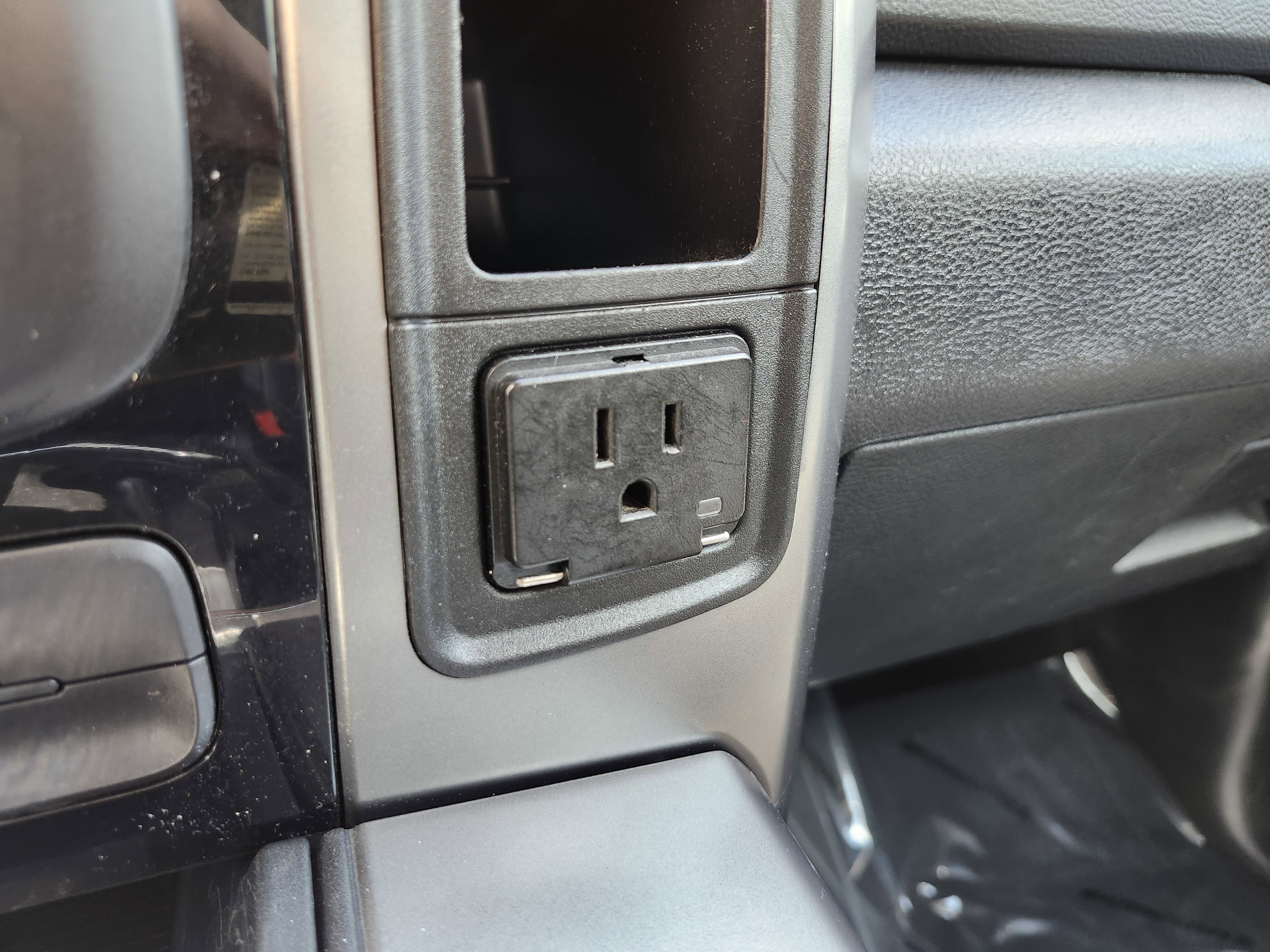 Used 2017 RAM 1500 Sport AWD/4WD image 11