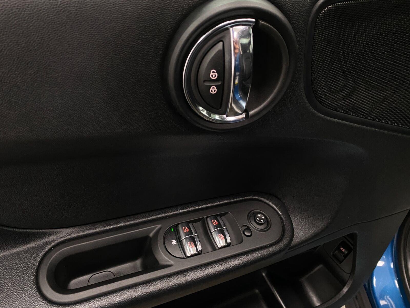 Used 2018 MINI Cooper Countryman ALL4 AWD/4WD image 29