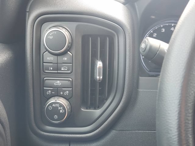 Used 2023 Chevrolet Silverado 1500 Custom AWD/4WD image 23