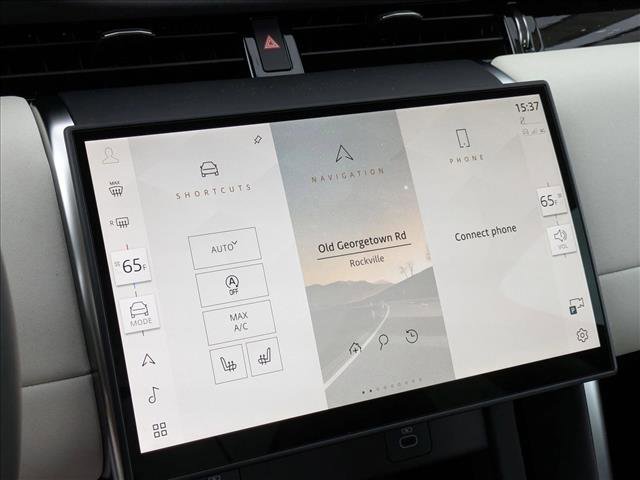 New 2025 Land Rover Discovery Sport S image 12